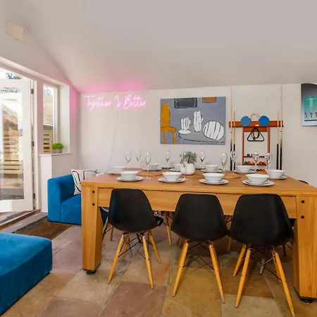 Dom wakacyjny Minster House - Group Hot Tub *