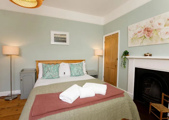 Minster House - Group Hot Tub * York